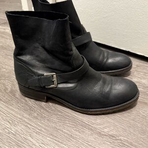 Hinge Black Leather Ankle Booties